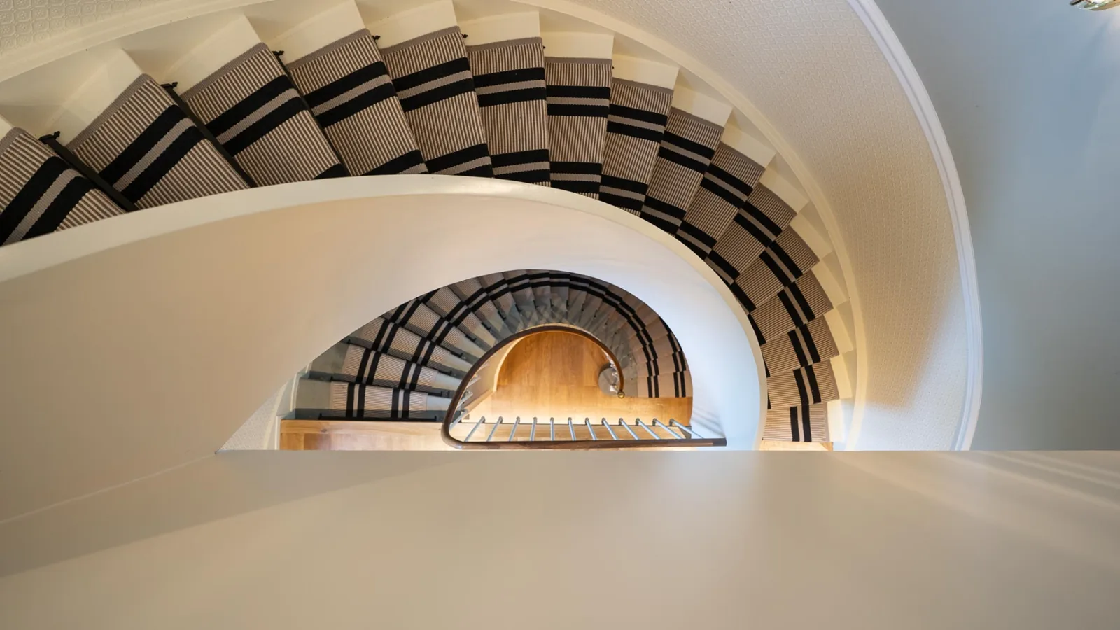 Escalier en colimaçon d'une demeure à Versoix
